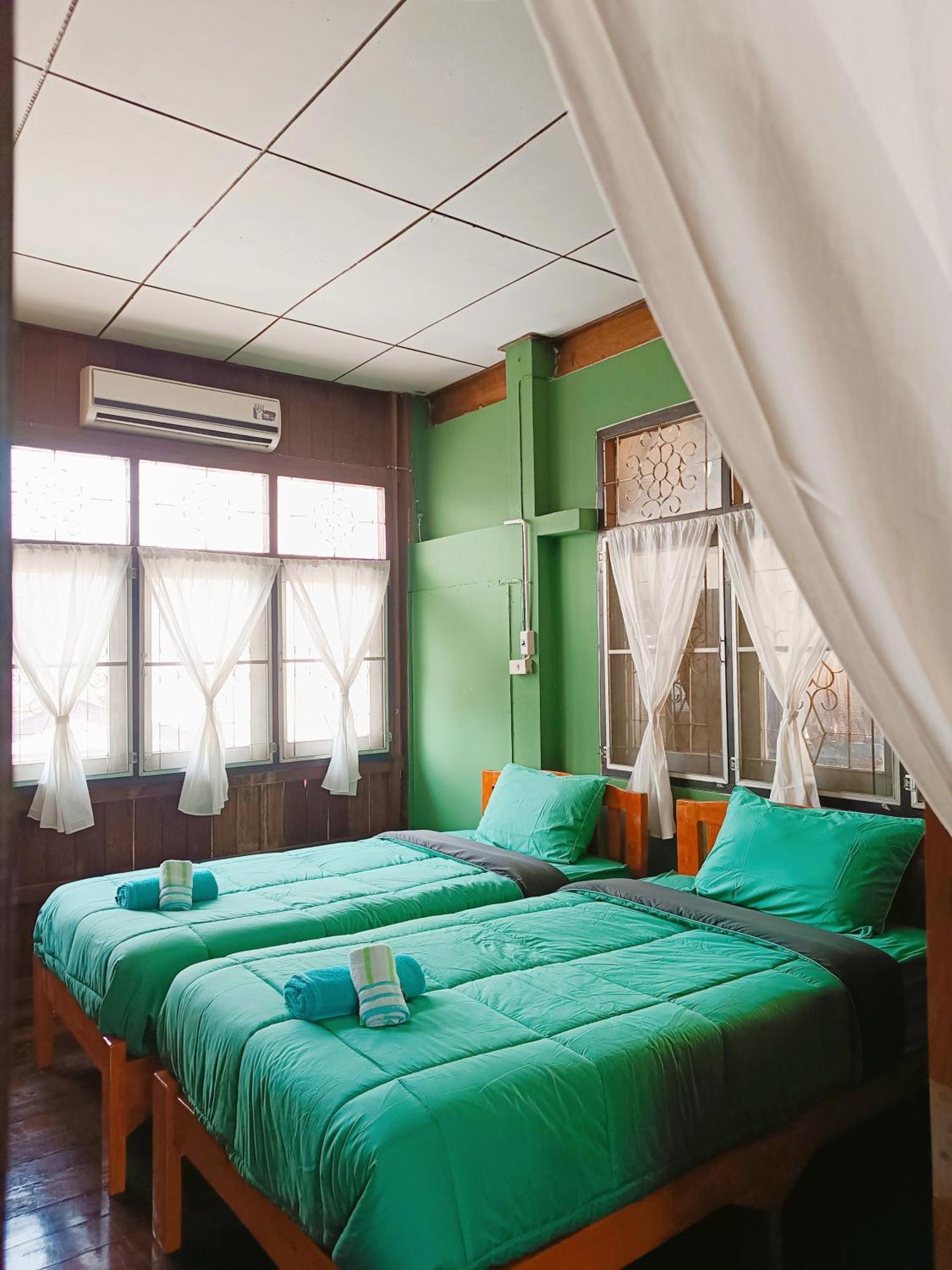 Pai Baan Homestay ปายบ้าน โฮมสเตย์ ถนนคนเดินปาย Exterior photo