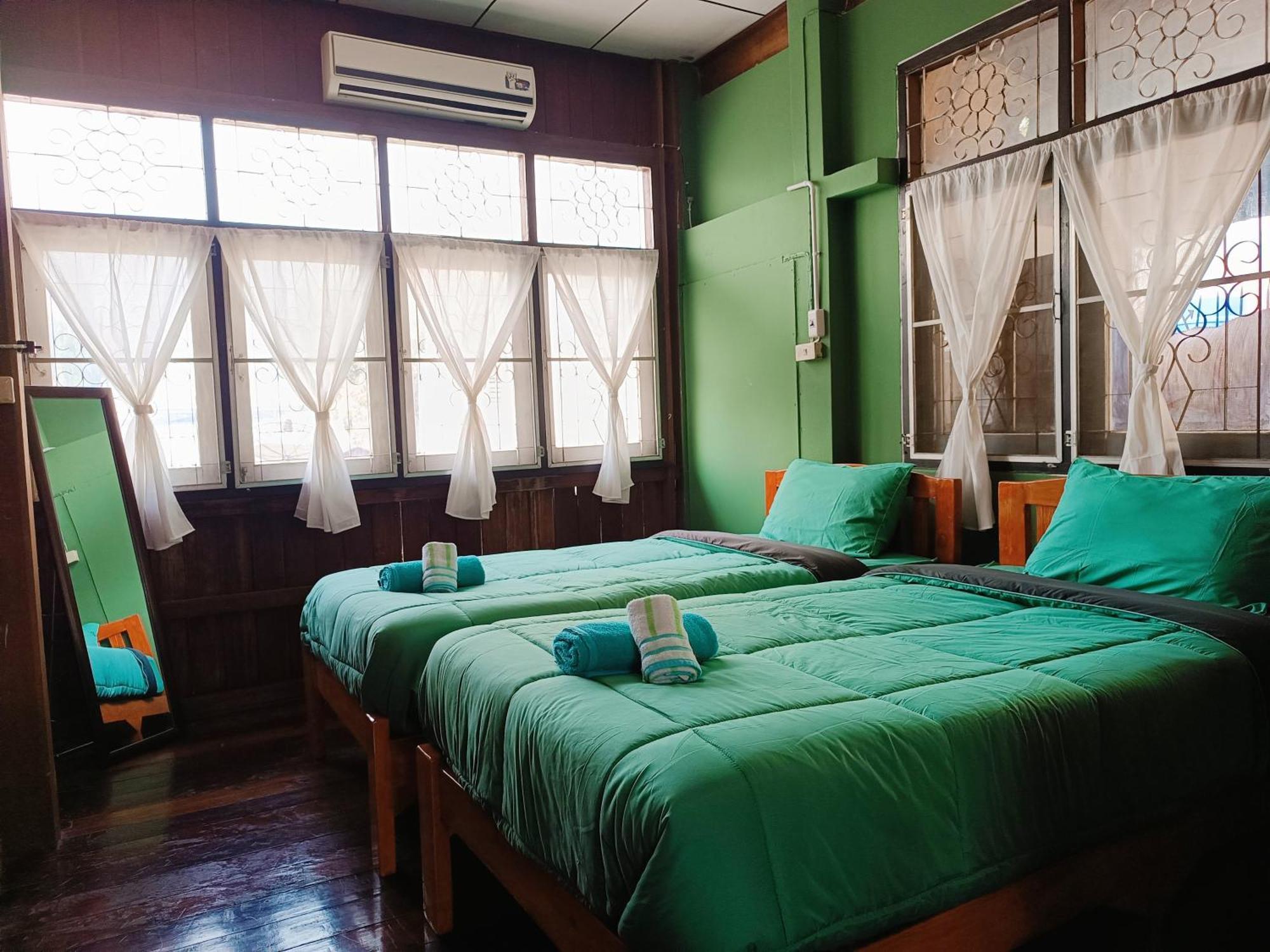 Pai Baan Homestay ปายบ้าน โฮมสเตย์ ถนนคนเดินปาย Exterior photo